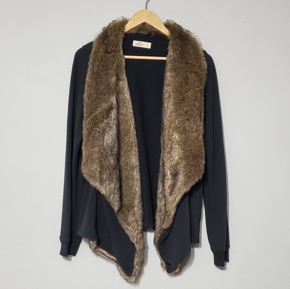 Hollister Cardigan